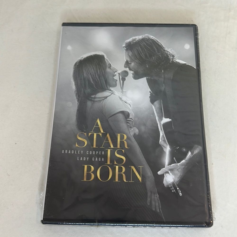 A Star Is Born DVD Lady Gaga Bradley Cooper Passionate Fearless Emotional NEW